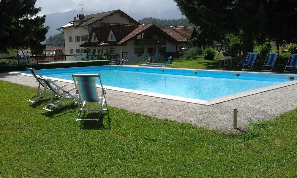Caminetto Mountain Resort Lavarone Esterno foto