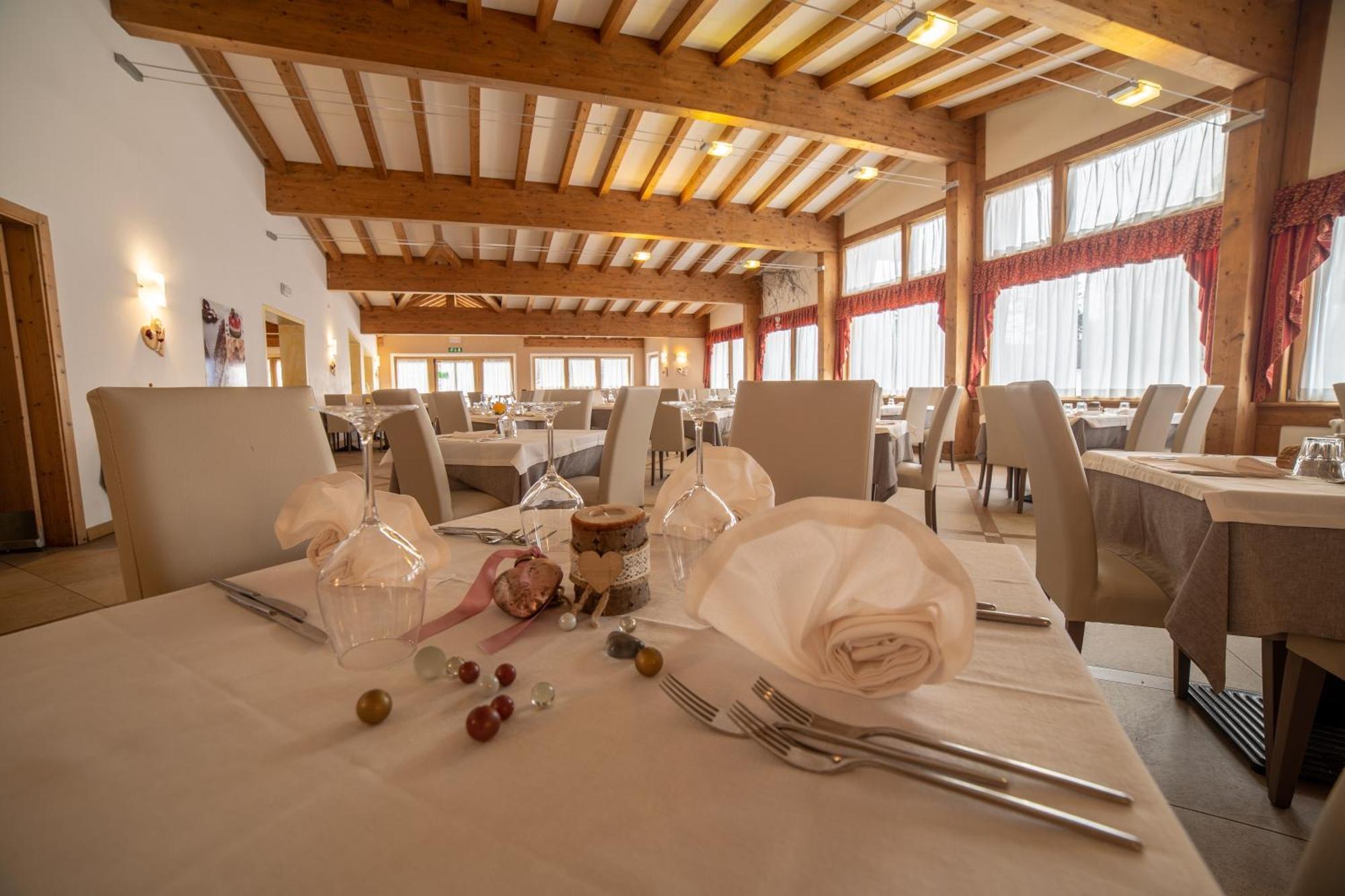 Caminetto Mountain Resort Lavarone Esterno foto