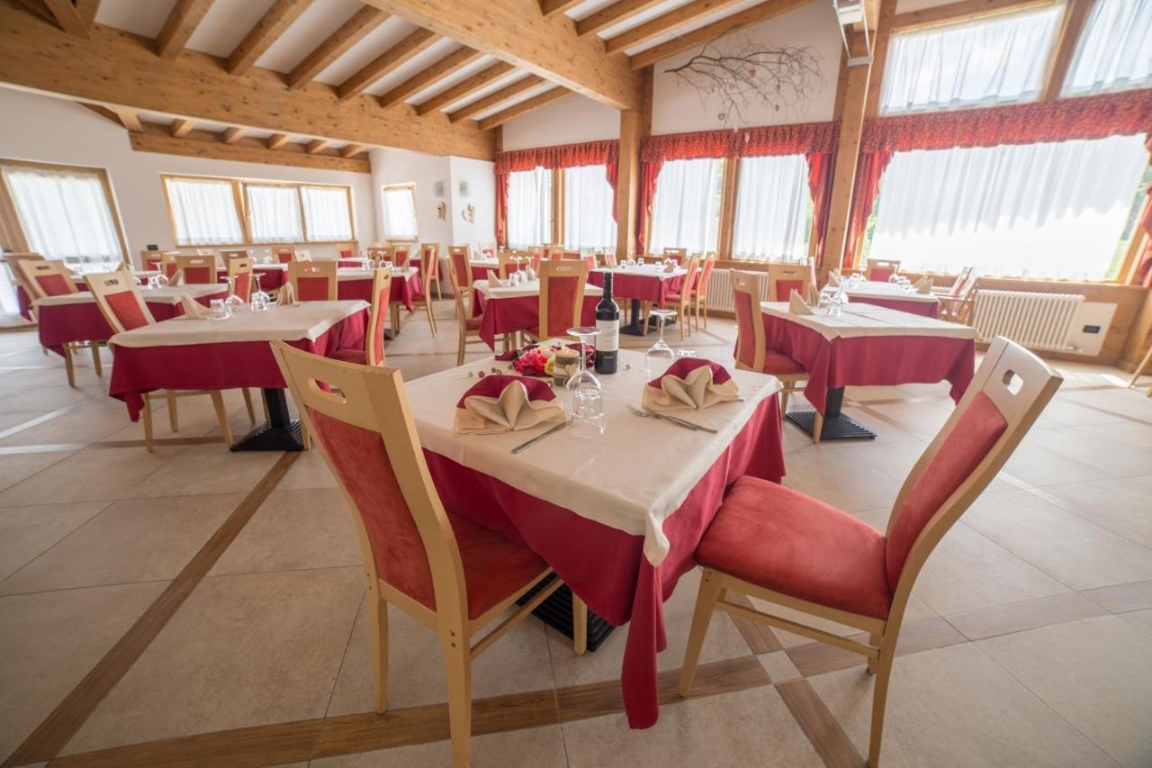 Caminetto Mountain Resort Lavarone Esterno foto